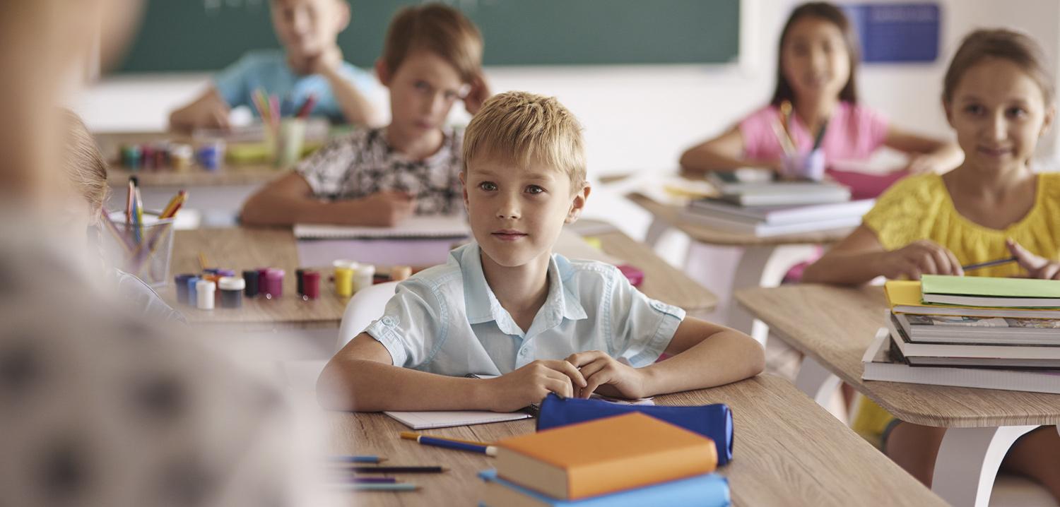 Kinder in der Schule